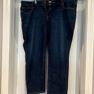 COPY - Old Navy Boyfriend skinny jeans size 14